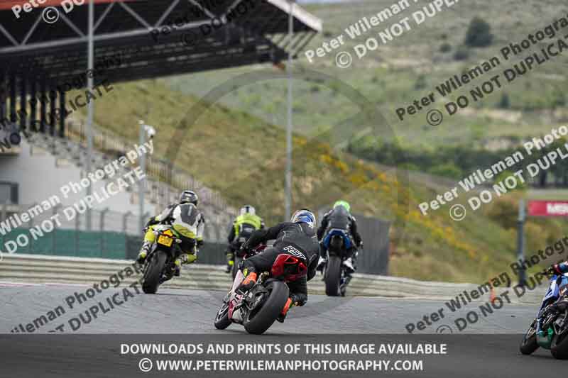 cadwell no limits trackday;cadwell park;cadwell park photographs;cadwell trackday photographs;enduro digital images;event digital images;eventdigitalimages;navarra;no limits trackdays;peter wileman photography;racing digital images;trackday digital images;trackday photos